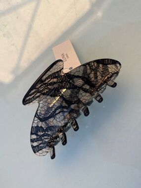 Acetate hair claw made in Japan NWT hair clip like machete emijay lace bow girly